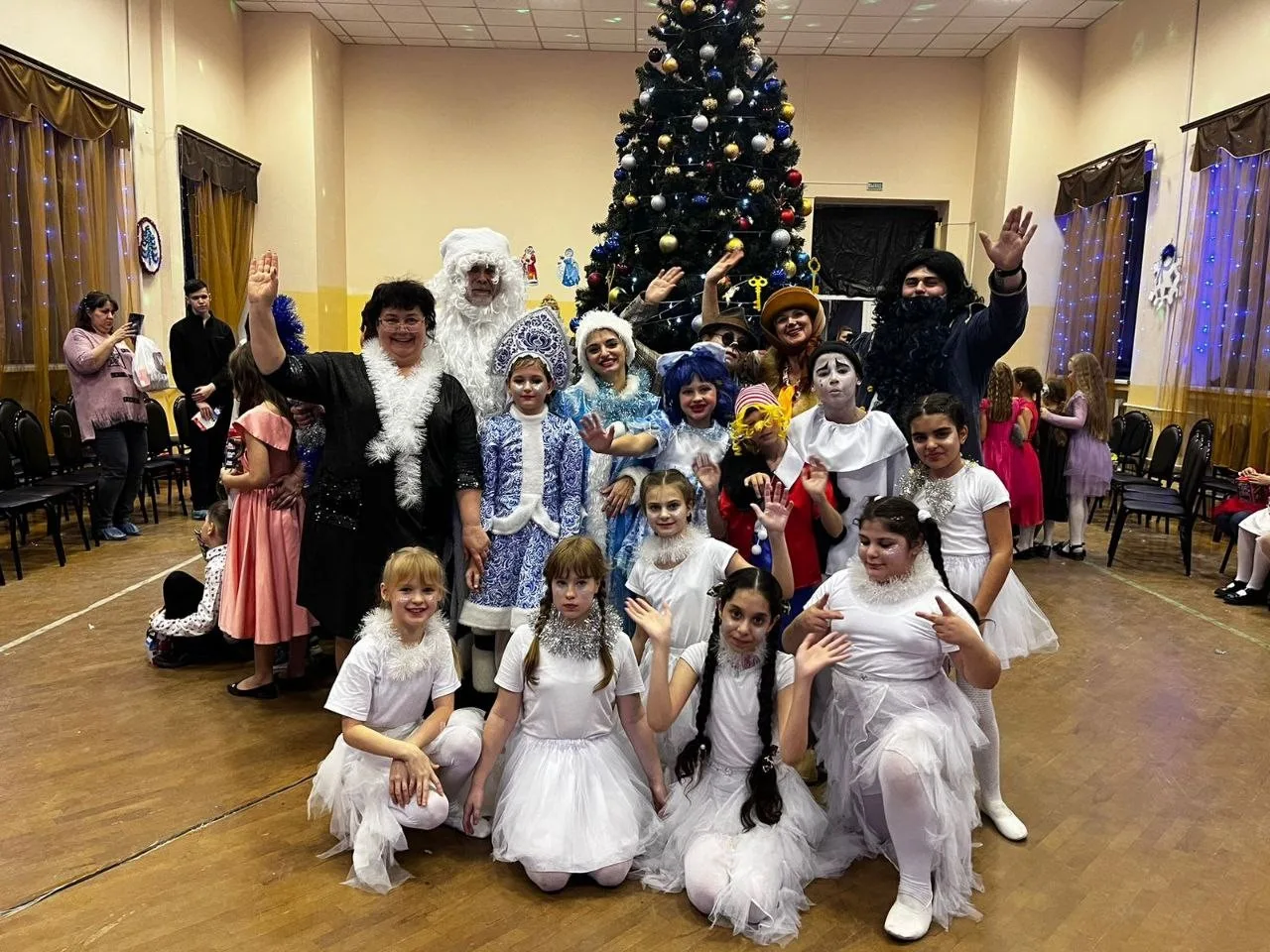 "Новогодние приключения Буратино"